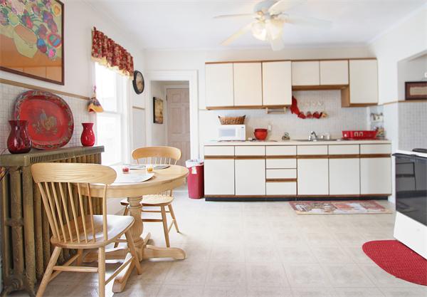 21 Addison Street Gloucester, MA 01930 - Photo 4 of 25 Gallery Image 4