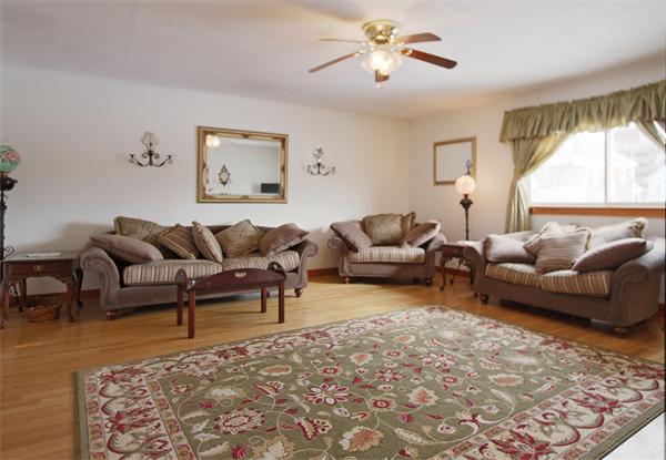 21 Addison Street Gloucester, MA 01930 - Photo 6 of 25 Gallery Image 6