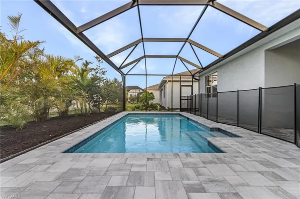 $8,000 | 379 Grace Bay Lane, Naples, FL 34114