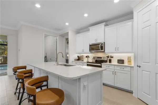 $8,000 | 379 Grace Bay Lane, Naples, FL 34114