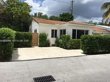 $9,500 | 3 Farrey Lane, Unit 3, Miami Beach, FL 33139