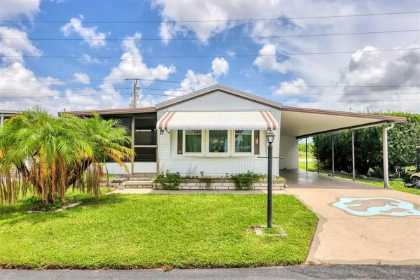 $85,000 | 5316 53rd Avenue East, Unit F7, Bradenton, FL 34203