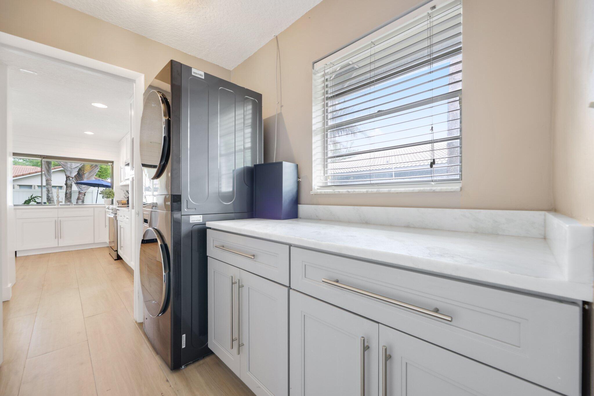 20898 Encanto Court Boca Raton, FL 33433 - Photo 43 of 67 Laundry