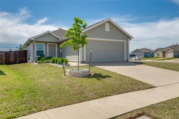 $235,000 | 5402 Majestro Way, Forney, TX 75126
