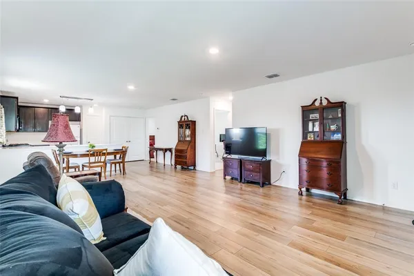 $235,000 | 5402 Majestro Way, Forney, TX 75126