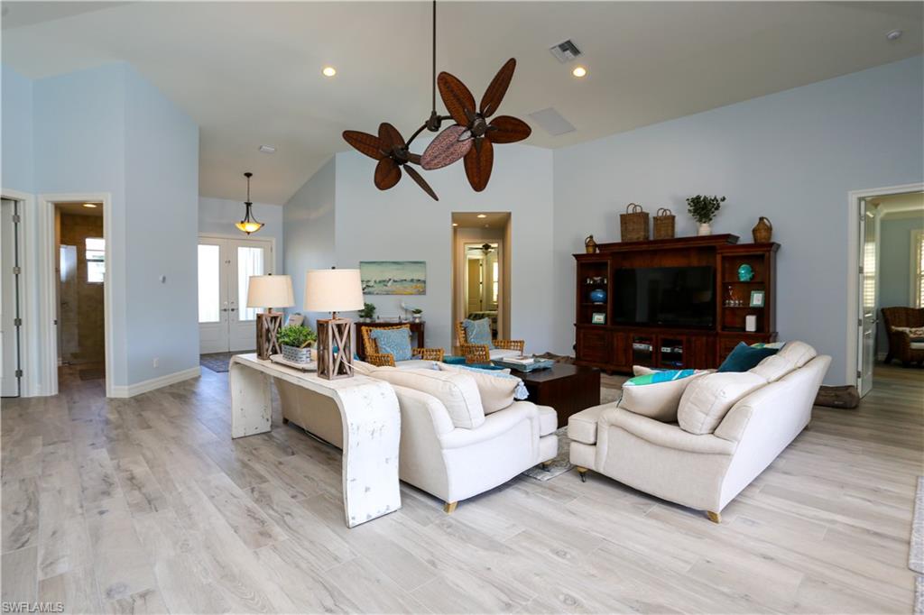 1480 Curlew Avenue Naples, FL 34102 - Photo 31 of 50