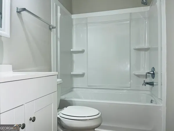 $995 | 314 Harwell Avenue, Unit 1, LaGrange, GA 30240