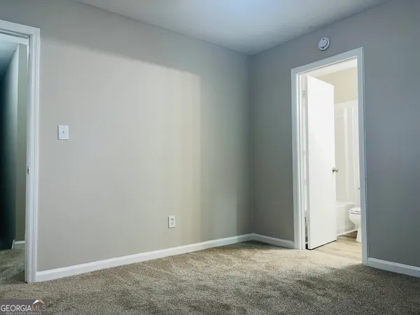 $995 | 314 Harwell Avenue, Unit 1, LaGrange, GA 30240
