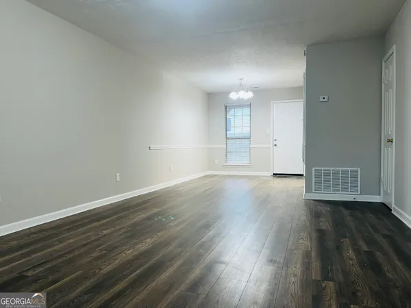 $995 | 314 Harwell Avenue, Unit 1, LaGrange, GA 30240