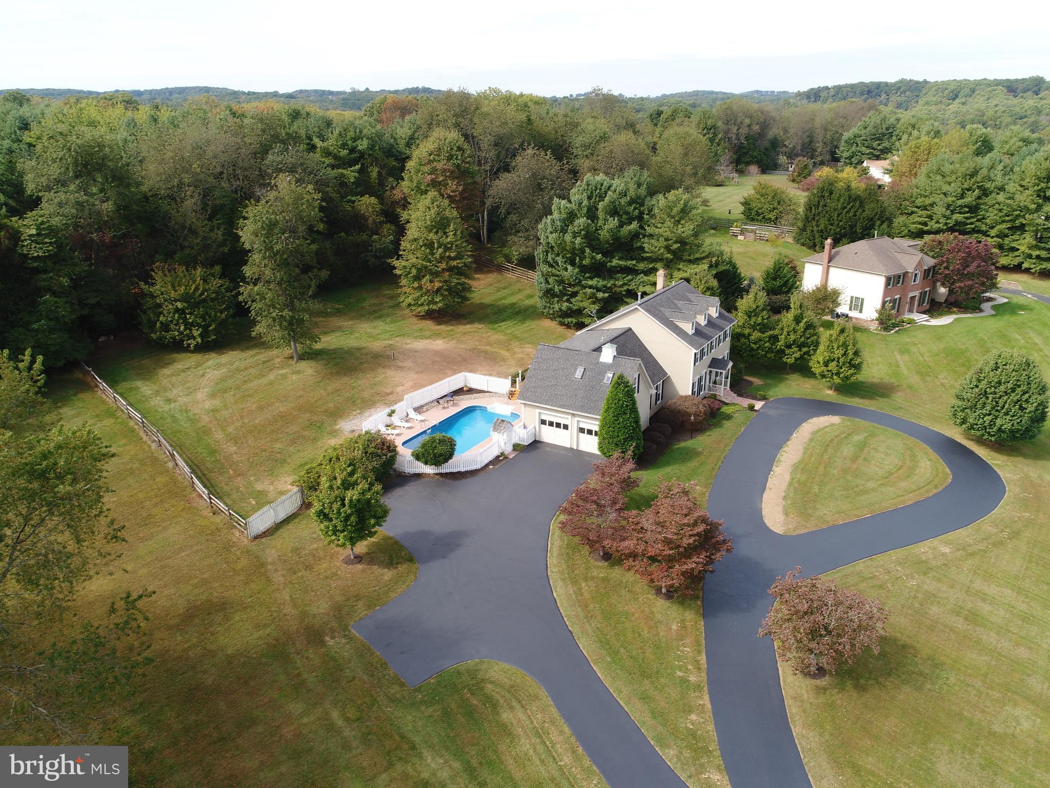 22010 Foxlair Road Gaithersburg, MD 20882 - Photo 23 of 30 Exterior (General)