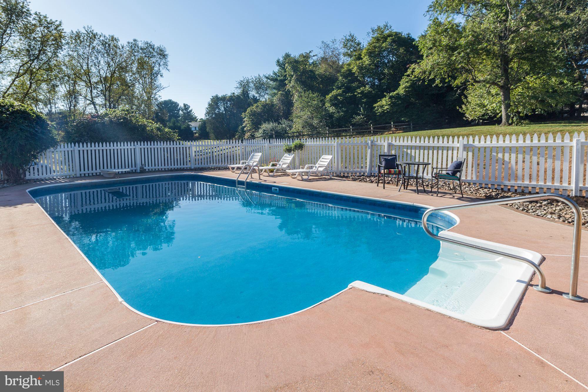 22010 Foxlair Road Gaithersburg, MD 20882 - Photo 26 of 30 Exterior (Rear)
