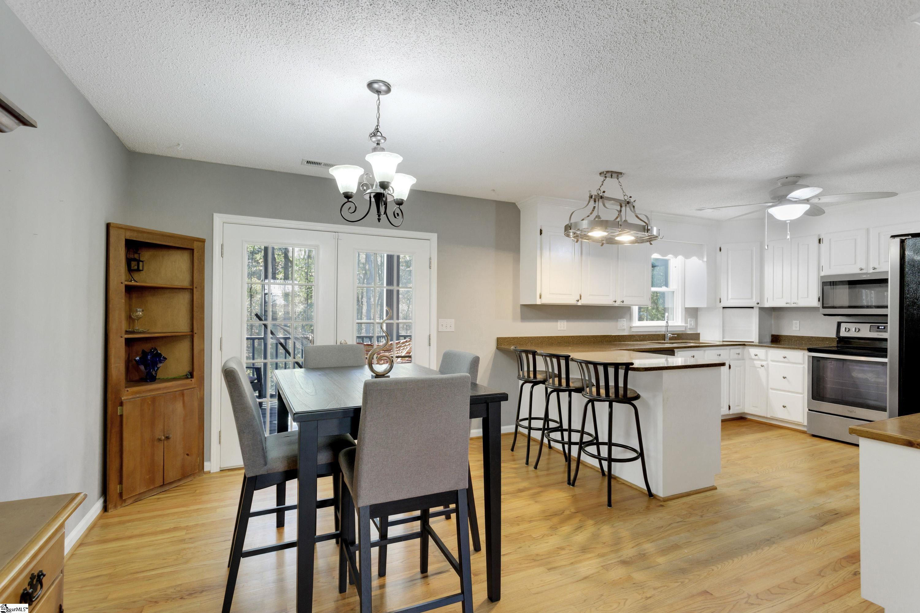 240 Hardwood Road Greenville, SC 29607 - Photo 5 of 30 Gallery Image 5