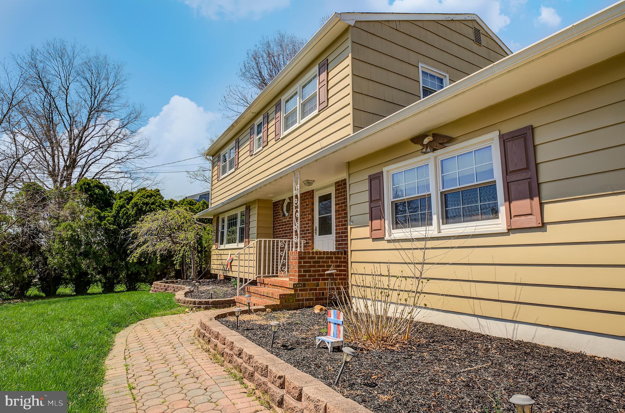 24 Bennington Road Bordentown, NJ 08505 - Photo 2 of 30 Front of House