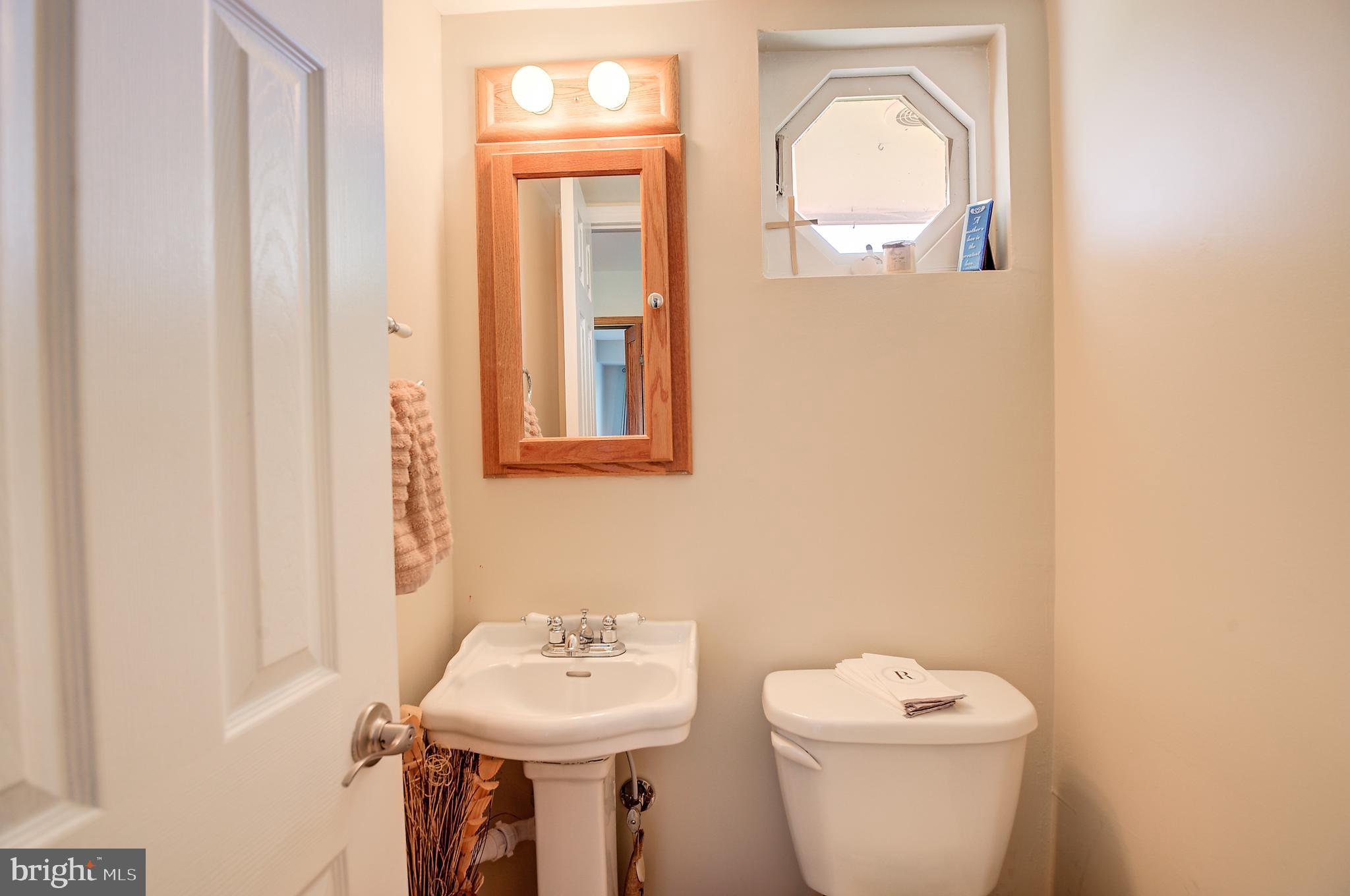 24 Bennington Road Bordentown, NJ 08505 - Photo 15 of 30 Powder Room - 1st Floor Foyer