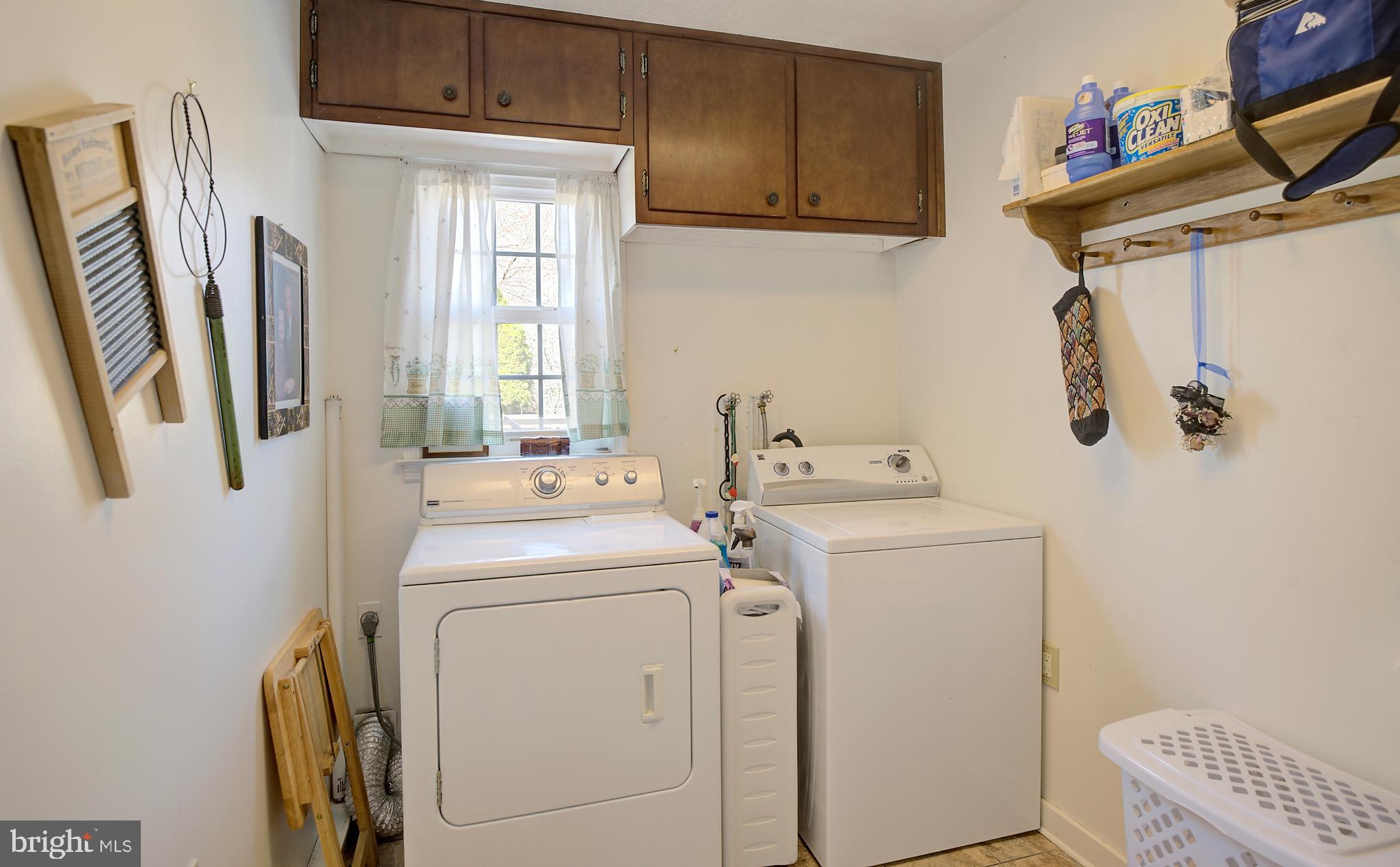 24 Bennington Road Bordentown, NJ 08505 - Photo 16 of 30 Laundry Room - Off the Kitchen