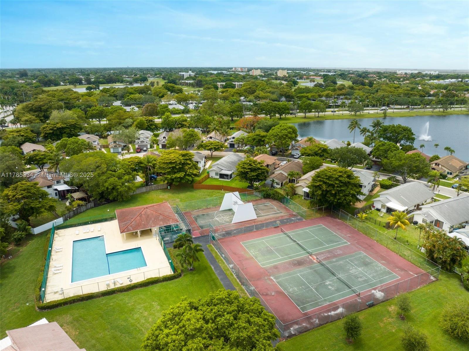563 Lakeside Circle Sunrise, FL 33326 - Photo 36 of 36 an aerial view of residential houses with outdoor space and river