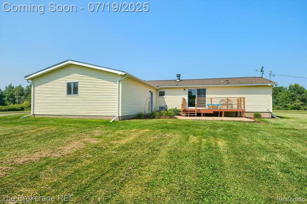 9380 North Lewis Road Clio, MI 48420 - Photo 3 of 64