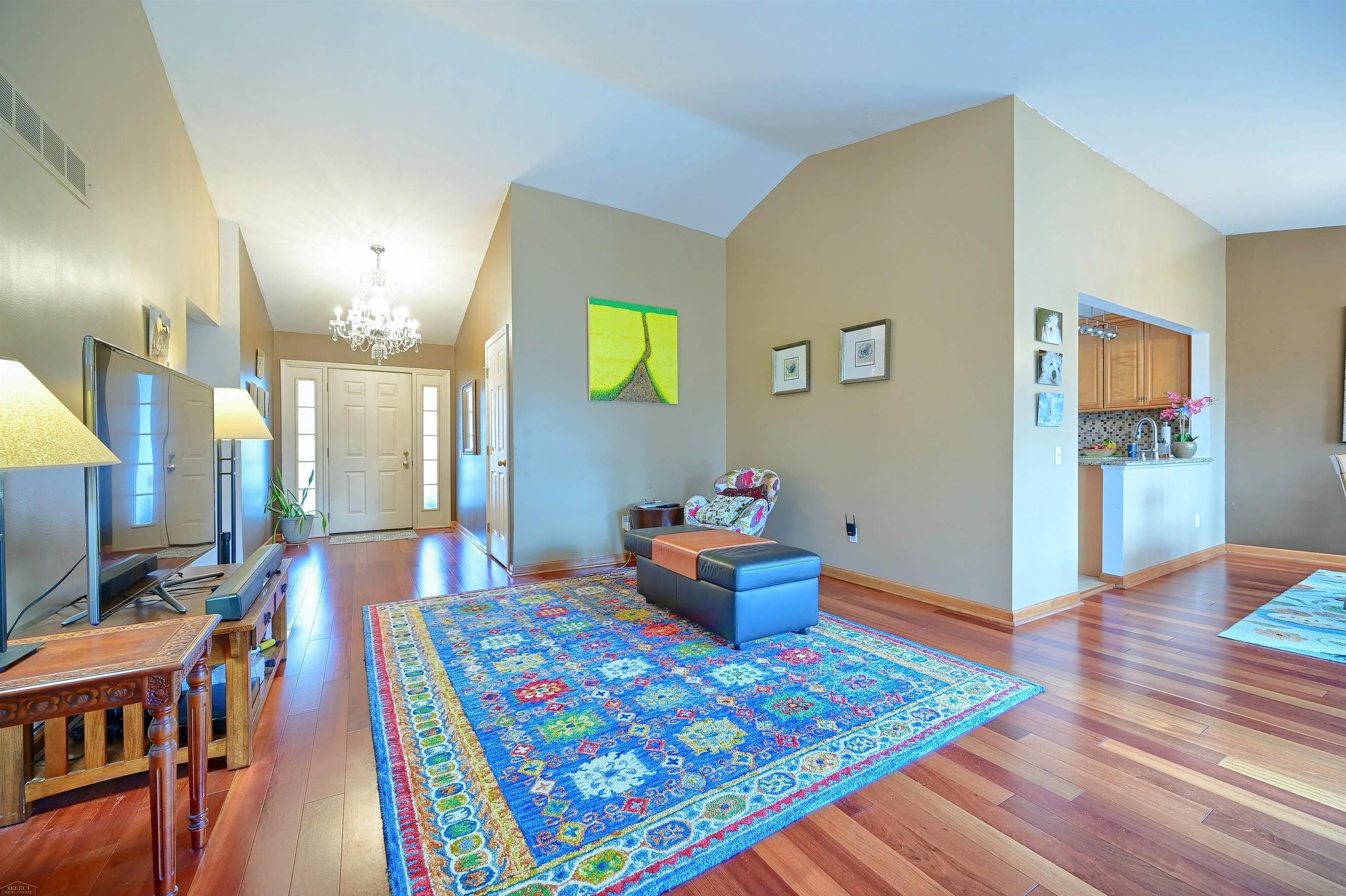 492 Bolinger Street Rochester Hills, MI 48307 - Photo 4 of 24