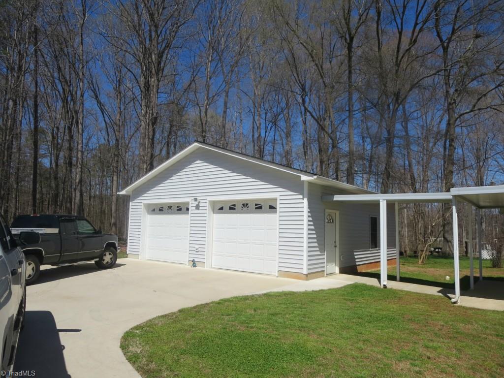 1021 Hunt Road Lexington, NC 27292 - Photo 4 of 17 Gallery Image 4