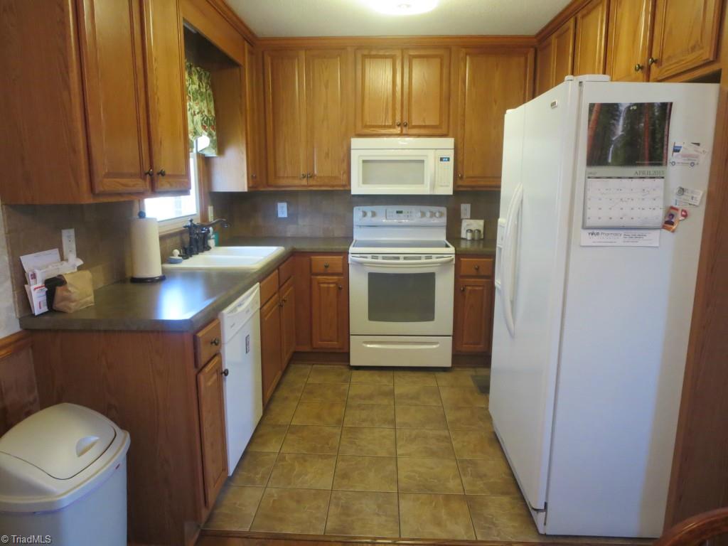 1021 Hunt Road Lexington, NC 27292 - Photo 7 of 17 Gallery Image 7