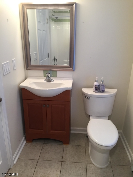 27 Broad Street Flemington, NJ 08822 - Photo 12 of 14