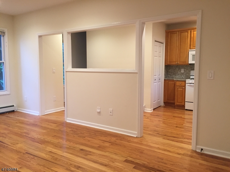 27 Broad Street Flemington, NJ 08822 - Photo 5 of 14