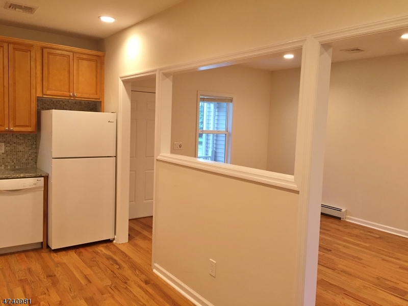 27 Broad Street Flemington, NJ 08822 - Photo 8 of 14