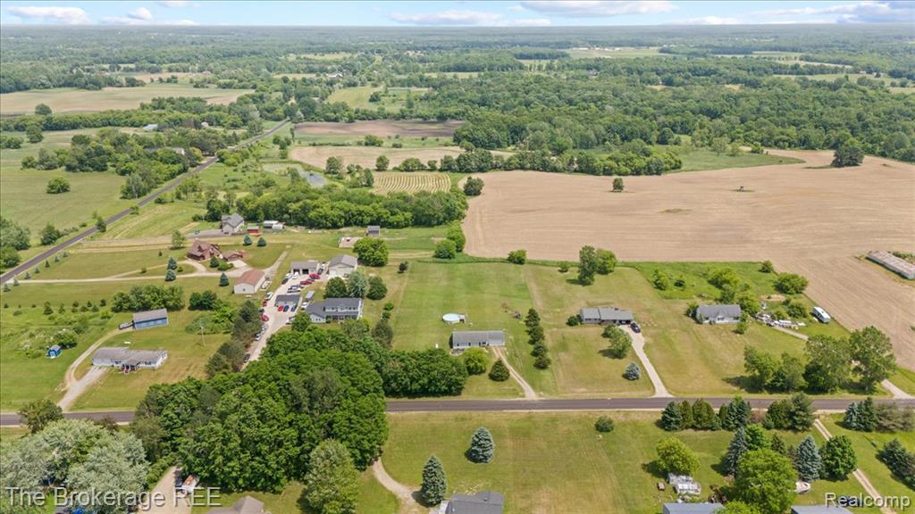 13143 South Reed Road Byron, MI 48418 - Photo 8 of 41