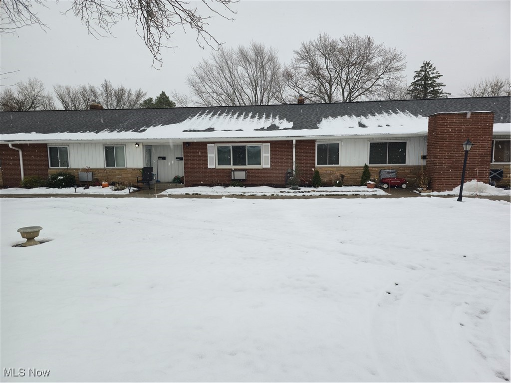 5651 Broadview Road, Unit E5 Cleveland, OH 44134 - Photo 2 of 12 Gallery Image 2