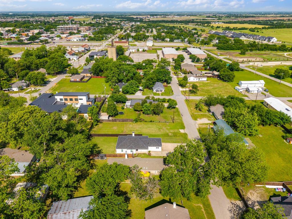405 East Maple Street Celina, TX 75009 - Photo 10 of 15