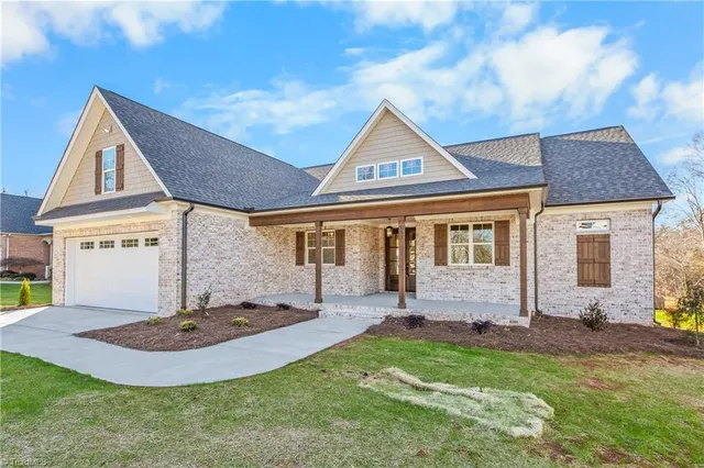 $599,900 | 130 South Madera Drive, Mocksville, NC 27028