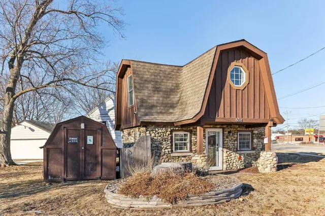 $179,000 | 608 North Grandview Boulevard, Waukesha, WI 53188