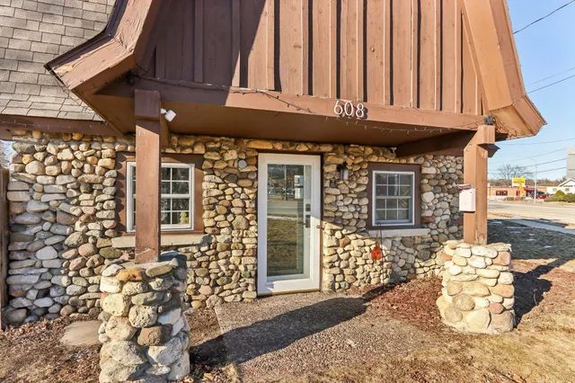 $179,000 | 608 North Grandview Boulevard, Waukesha, WI 53188