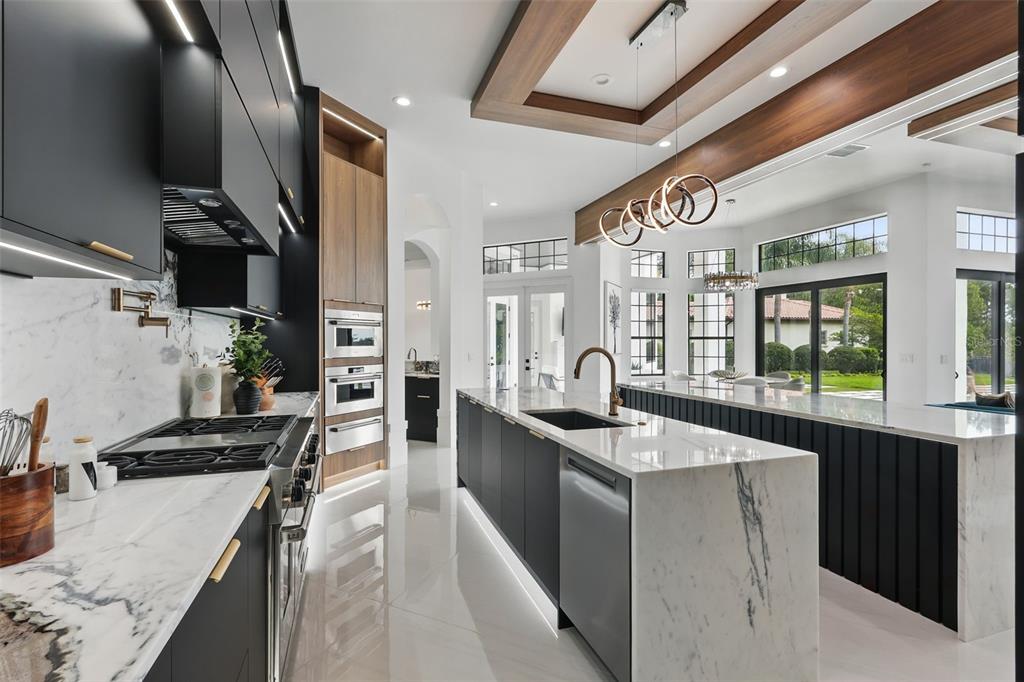 9259 Tibet Pointe Circle Windermere, FL 34786 - Photo 17 of 70