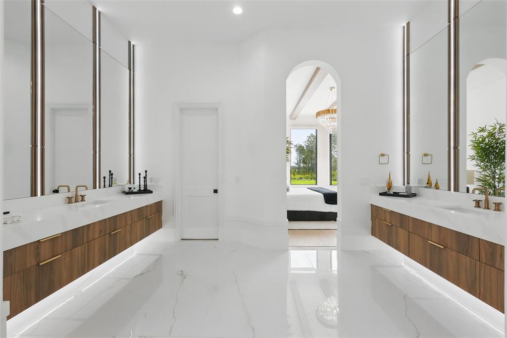 9259 Tibet Pointe Circle Windermere, FL 34786 - Photo 28 of 70