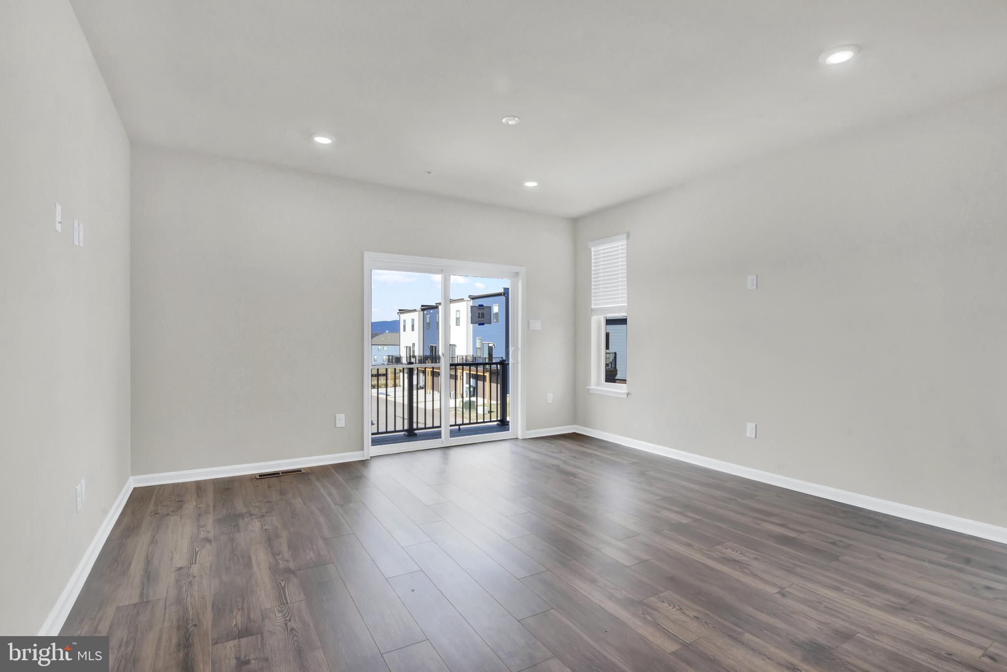 415 Union Street Frederick, MD 21701 - Photo 8 of 25