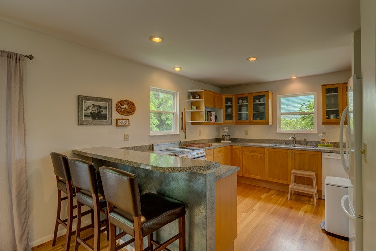 863 Lincoln Road Dayton, KY 41074 - Photo 7 of 18 Gallery Image 7
