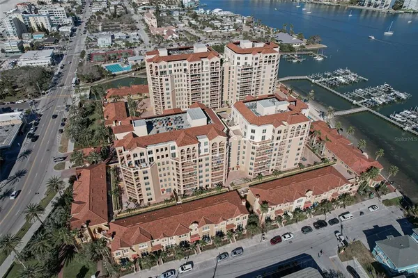 $9,000 | 501 Mandalay Avenue, Unit 309, Clearwater Beach, FL 33767