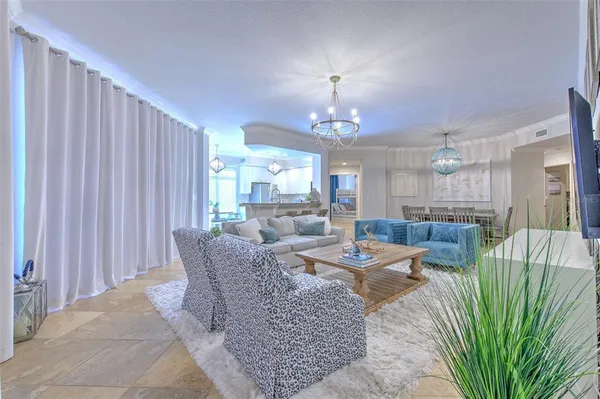 $9,000 | 501 Mandalay Avenue, Unit 309, Clearwater Beach, FL 33767