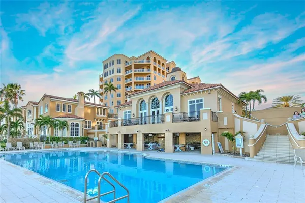$9,000 | 501 Mandalay Avenue, Unit 309, Clearwater Beach, FL 33767