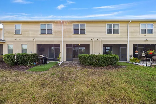 $275,000 | 10705 Verawood Drive, Riverview, FL 33579