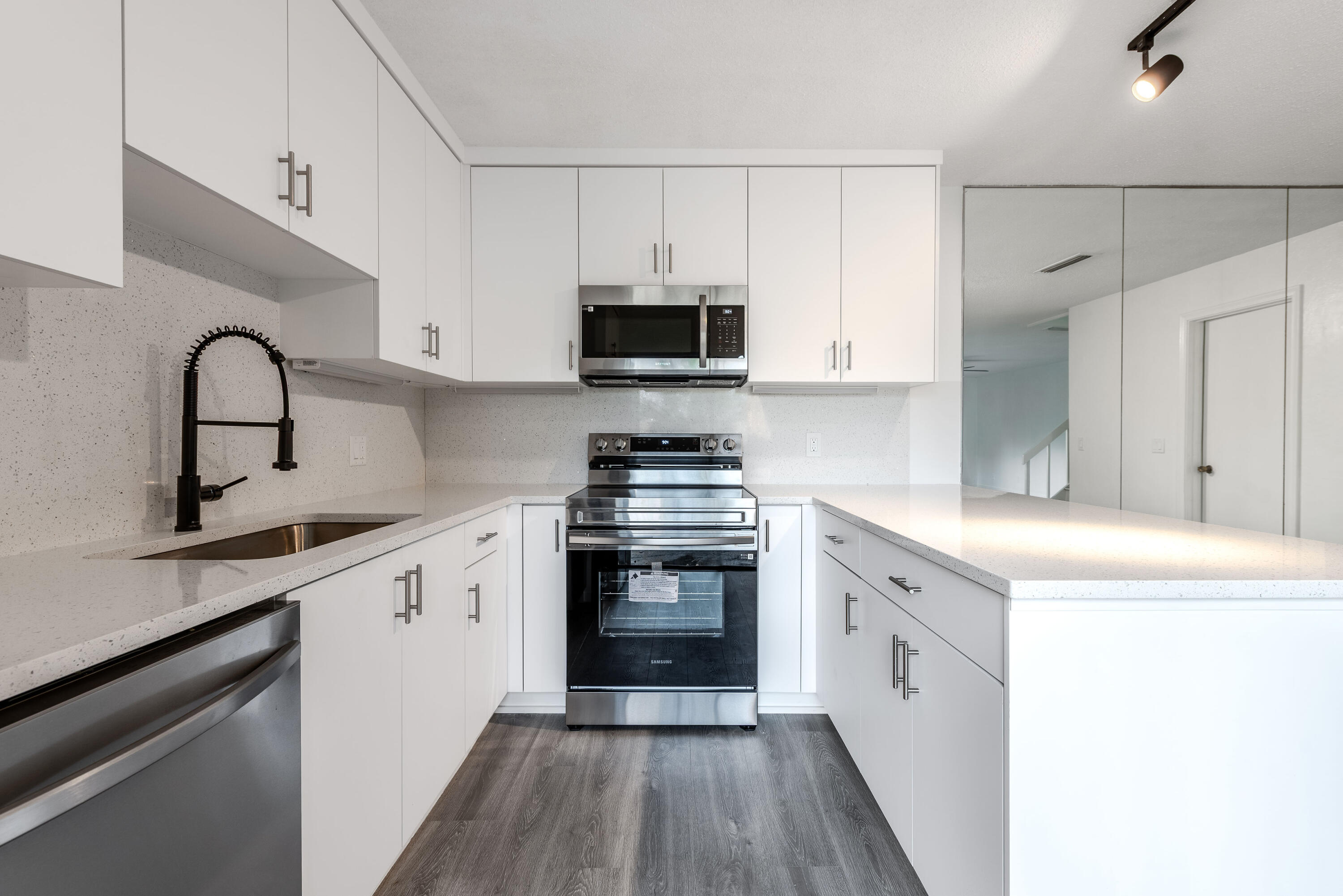 471 Kirk Road, Unit D West Palm Beach, FL 33406 - Photo 12 of 30 471KirkRd-7