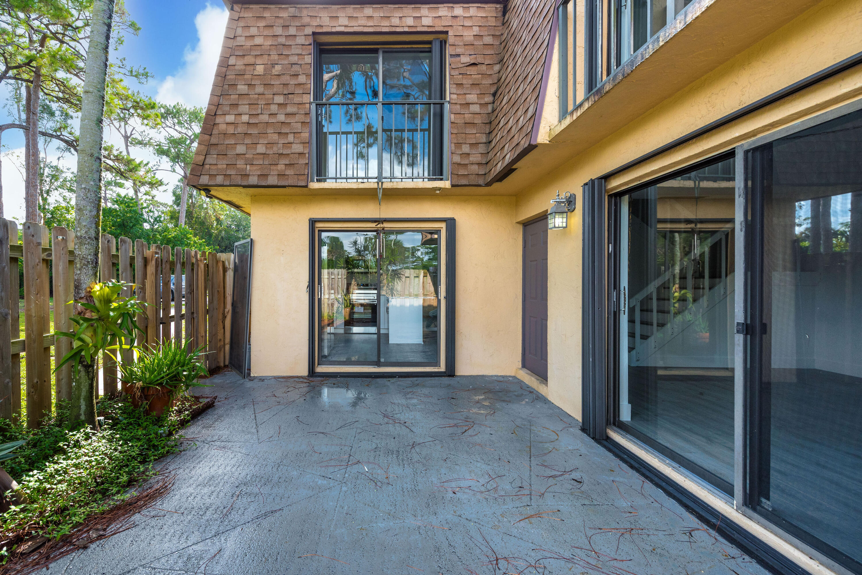 471 Kirk Road, Unit D West Palm Beach, FL 33406 - Photo 5 of 30 471KirkRd-24