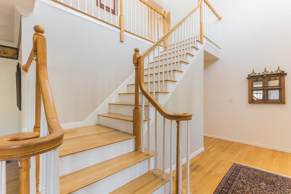 39 Chicory Road Westford, MA 01886 - Photo 2 of 25 Gallery Image 2