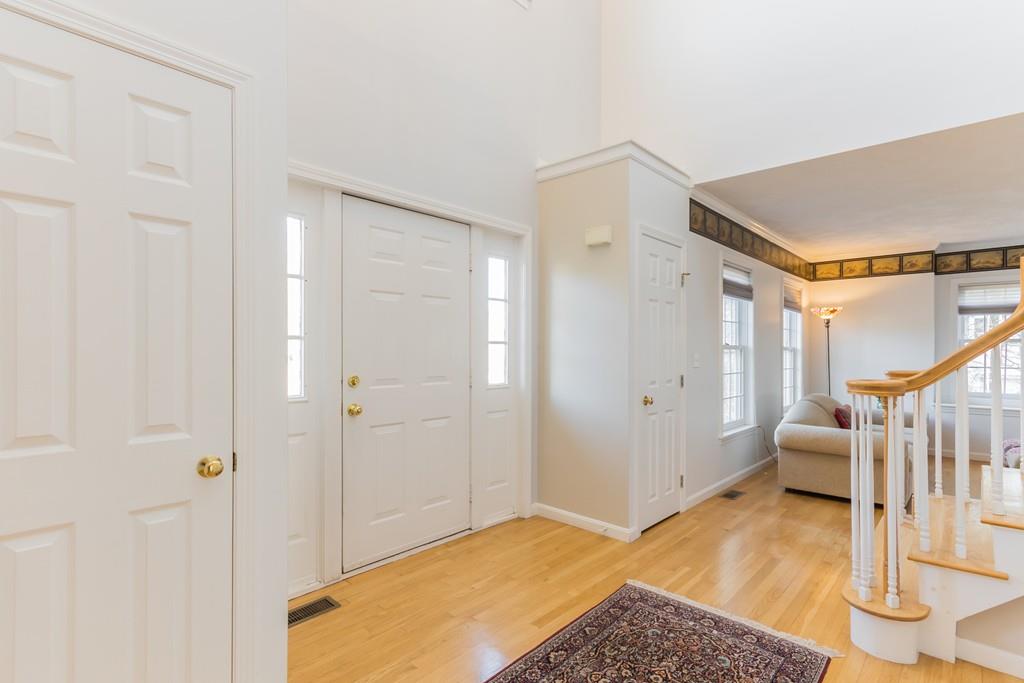 39 Chicory Road Westford, MA 01886 - Photo 3 of 25 Gallery Image 3