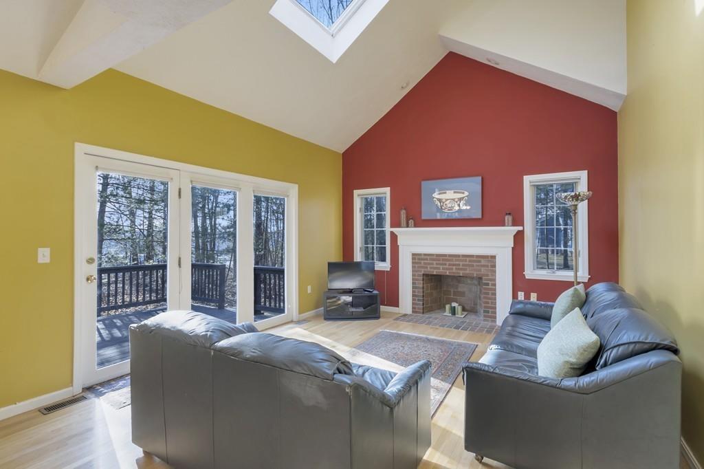 39 Chicory Road Westford, MA 01886 - Photo 10 of 25 Gallery Image 10