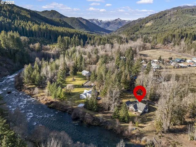 a view of outdoor space and city view