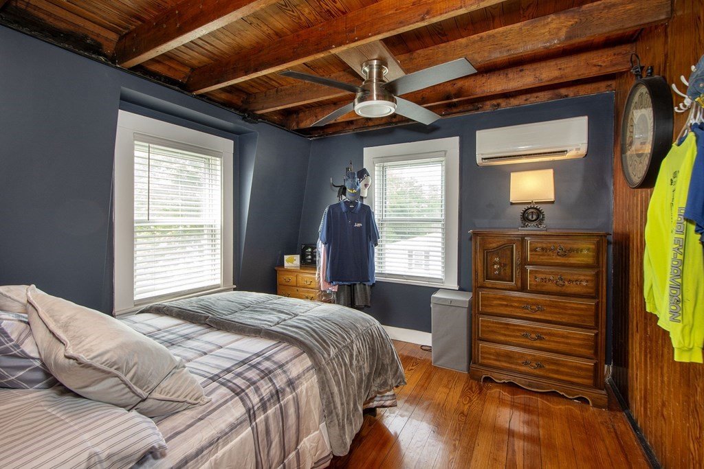 24 J Street Hull, MA 02045 - Photo 14 of 21