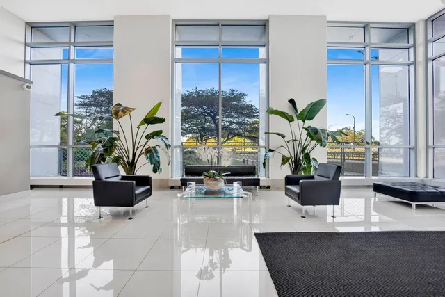 $2,300 | 1550 North Lake Shore Drive, Unit 3C, Chicago, IL 60610