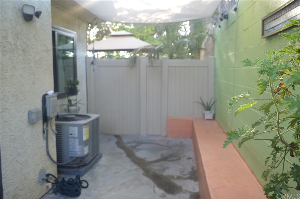 5577 Pioneer Boulevard, Unit 9 Whittier, CA 90601 - Photo 34 of 45 a view of a bathroom